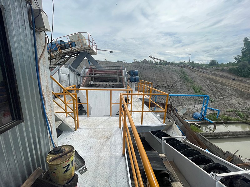 時產量500-1000噸的碎石生產線設備配置 1 时产量500-1000吨的碎石生产线设备配置