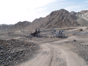 顎式破碎機在建筑垃圾處理中占據重要的地位