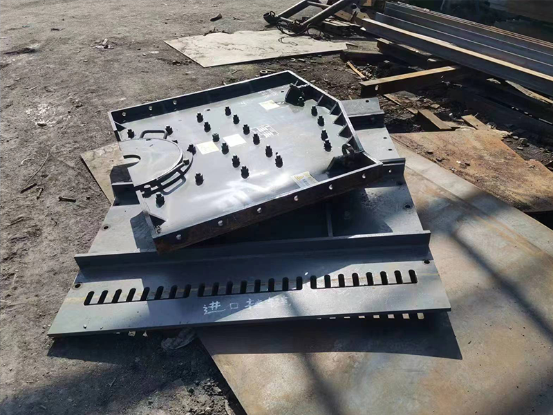 顎式破碎機(jī)材質(zhì)大解析 1 颚式破碎机材质大解析 - 上海丁博重工(images 1)